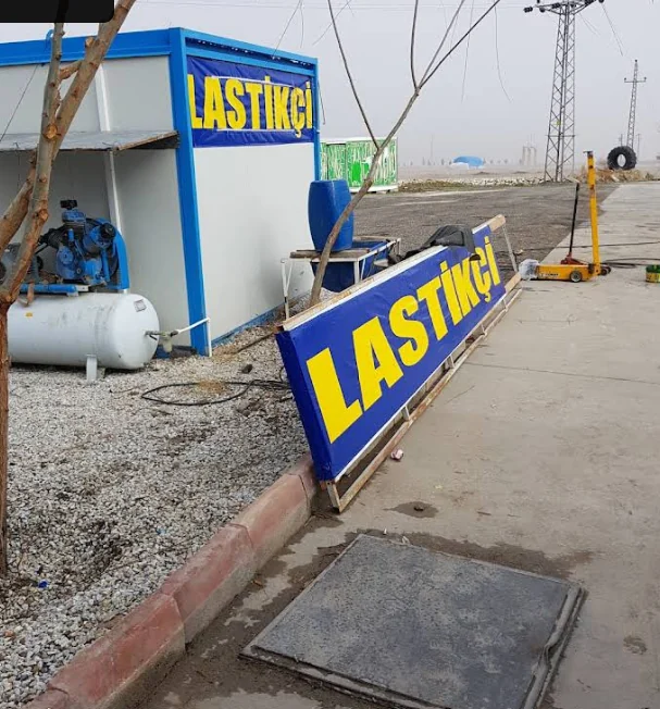 Şahinoğulları Oto Lastik Yol Yardım tabela